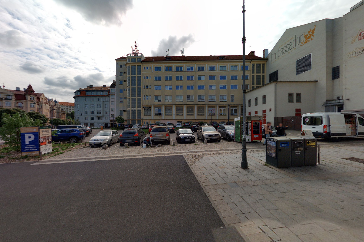 Nabíjecí stanice elektromobilů - Grandhotel AMBASSADOR foto 4