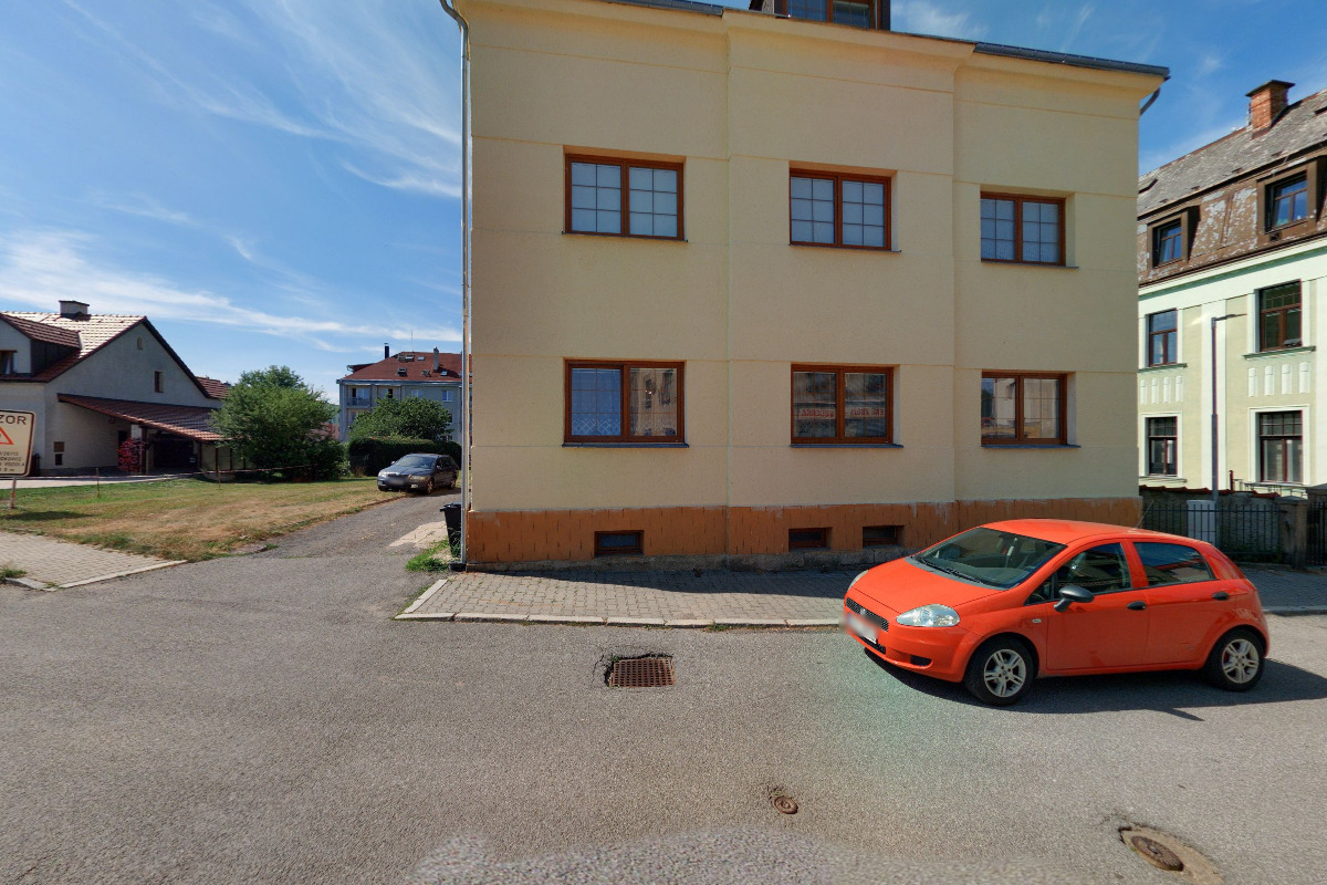 Lukáš Charvát - hodinový manžel