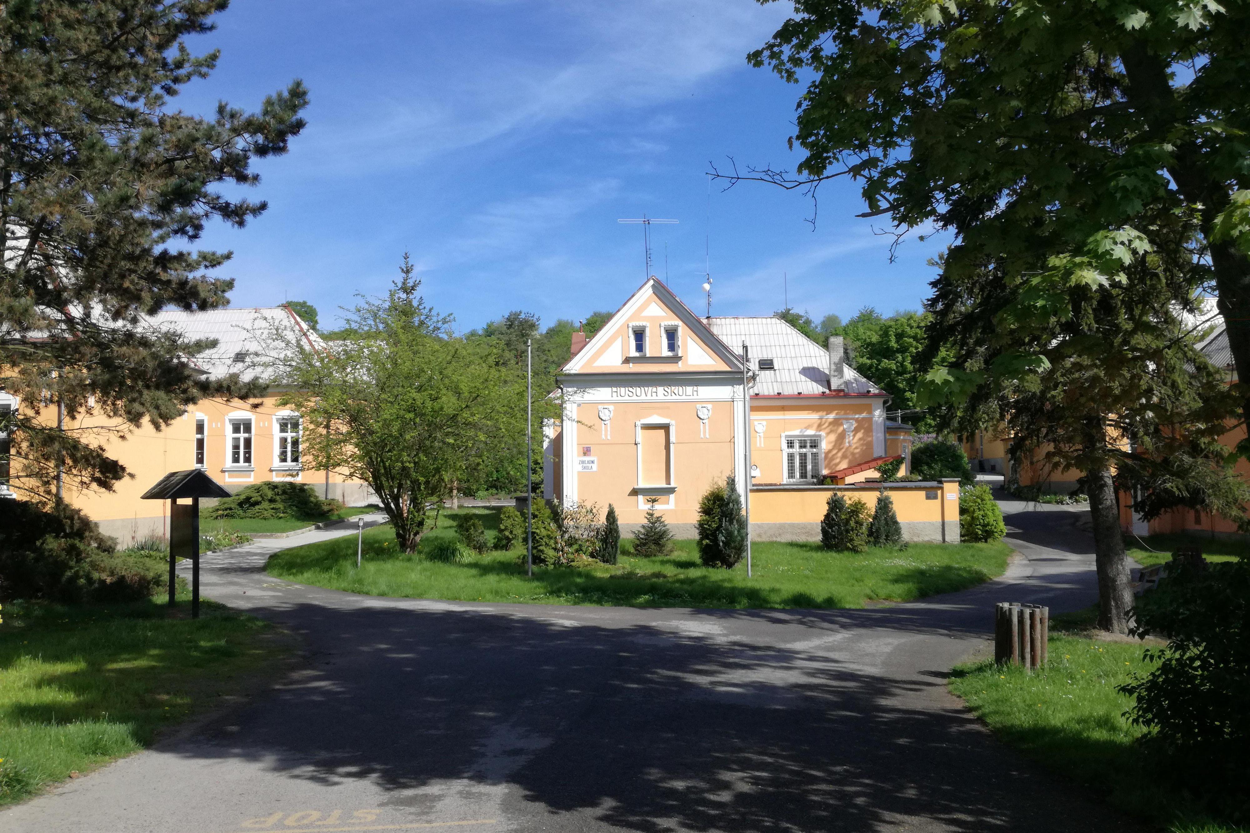 ZŠ a MŠ Kladno, Jiráskova 457