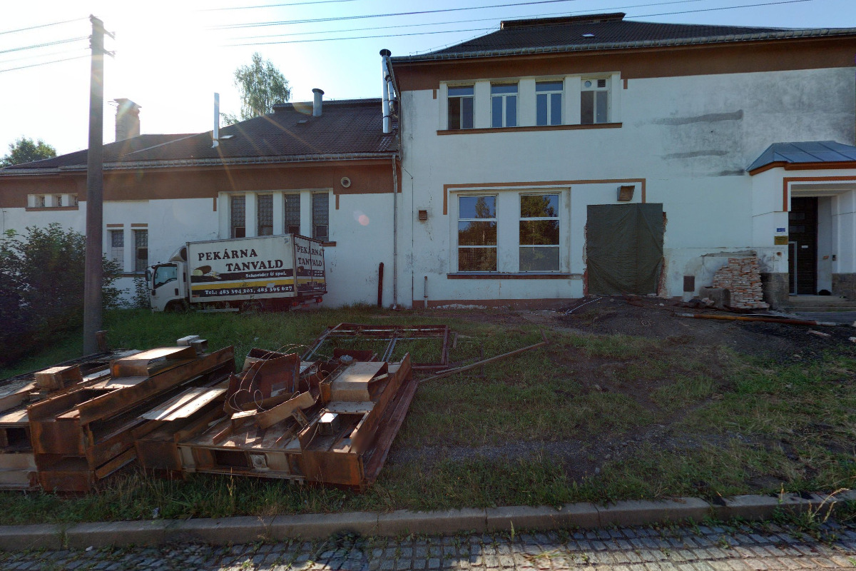 Jaroslav Schneider a spol. - PEKÁRNA TANVALD foto 2