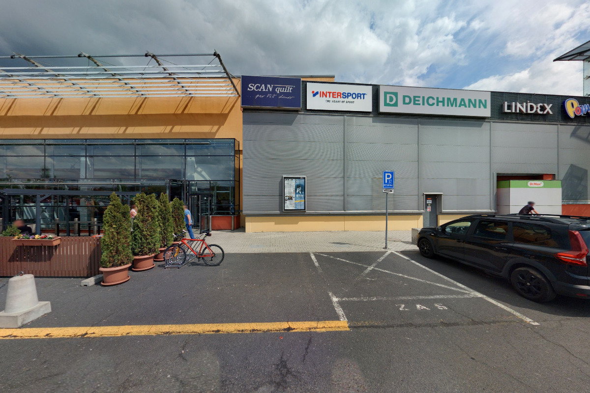 SPACE mobilní telefony foto 2