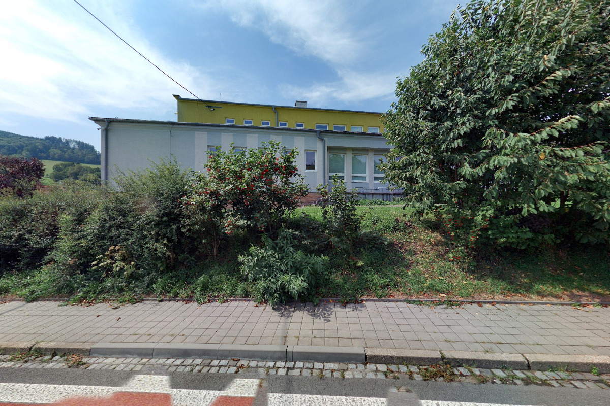 Obecní knihovna ve Starém Hrozenkově foto 2