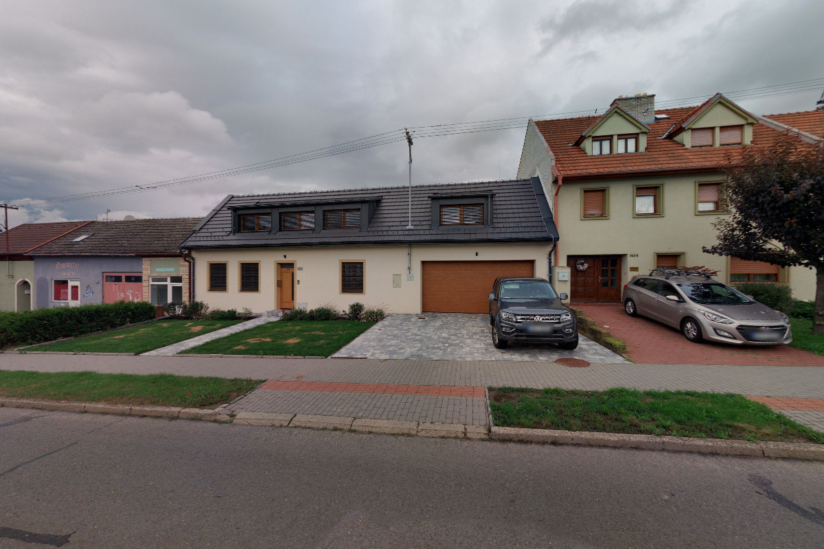 MAGIC UH, spol. s r.o.