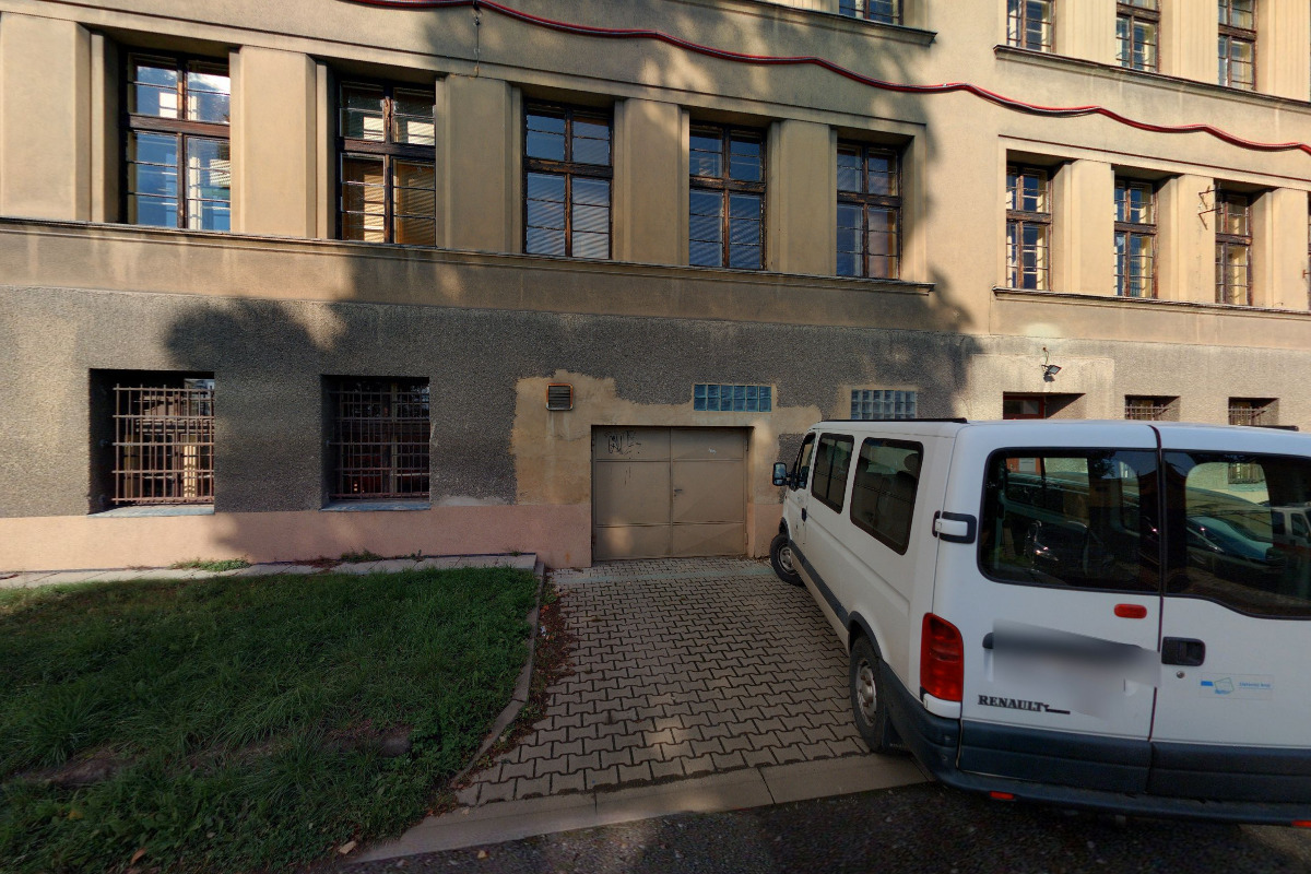 Střední průmyslová škola strojní, stavební a dopravní, Děčín foto 2