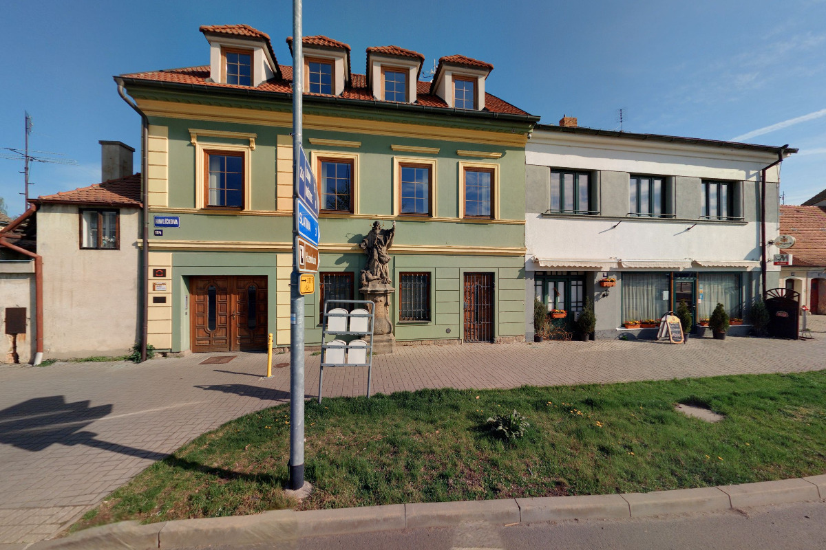 Míla Černá masáže - pedikúra - solárium