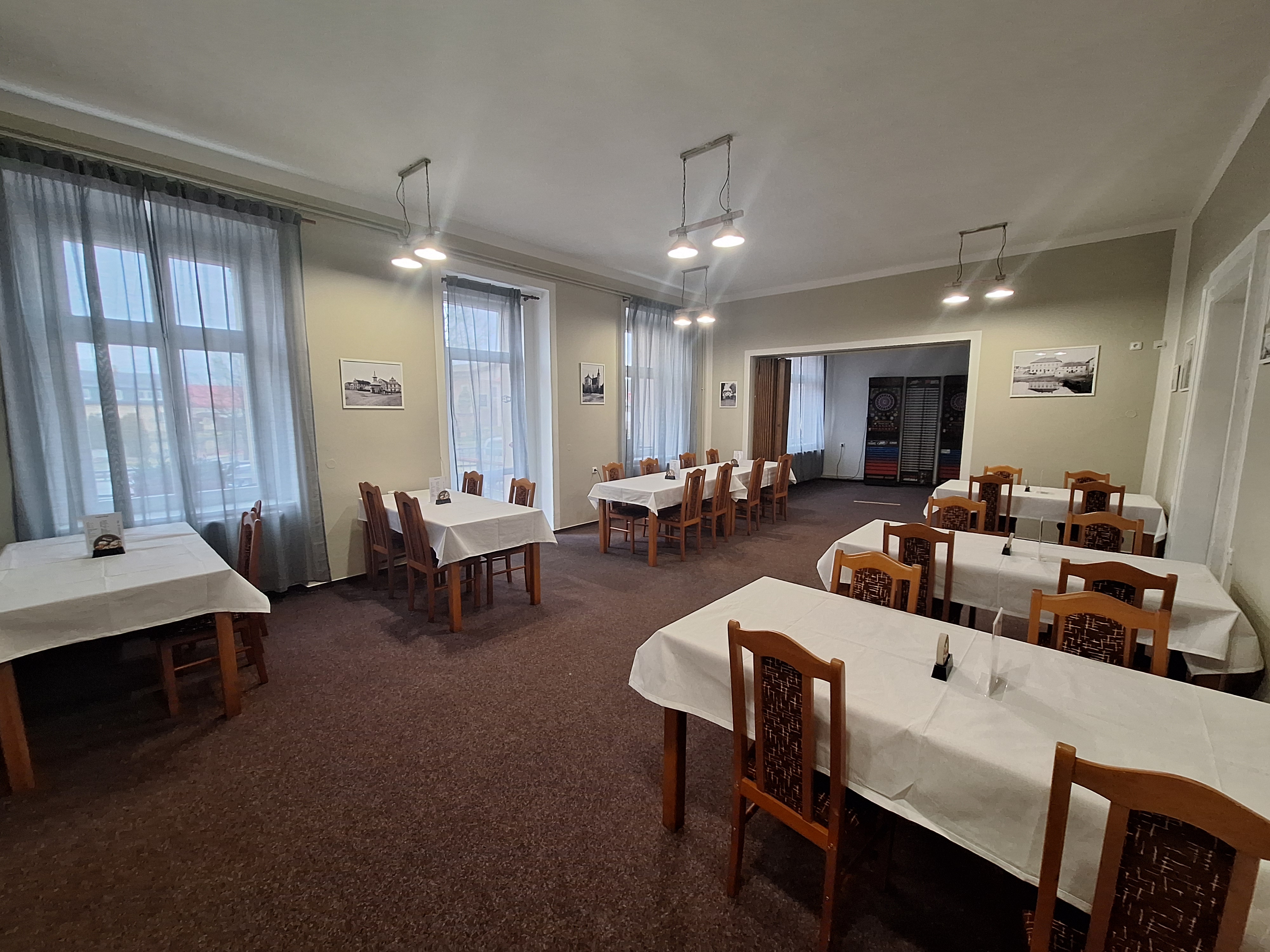 Restaurace Na Radnici Chotětov foto 2