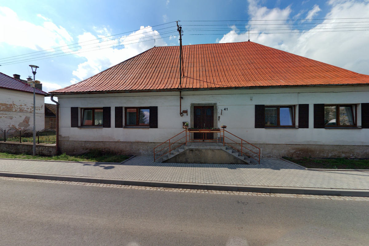 Římskokatolická farnost Loukov