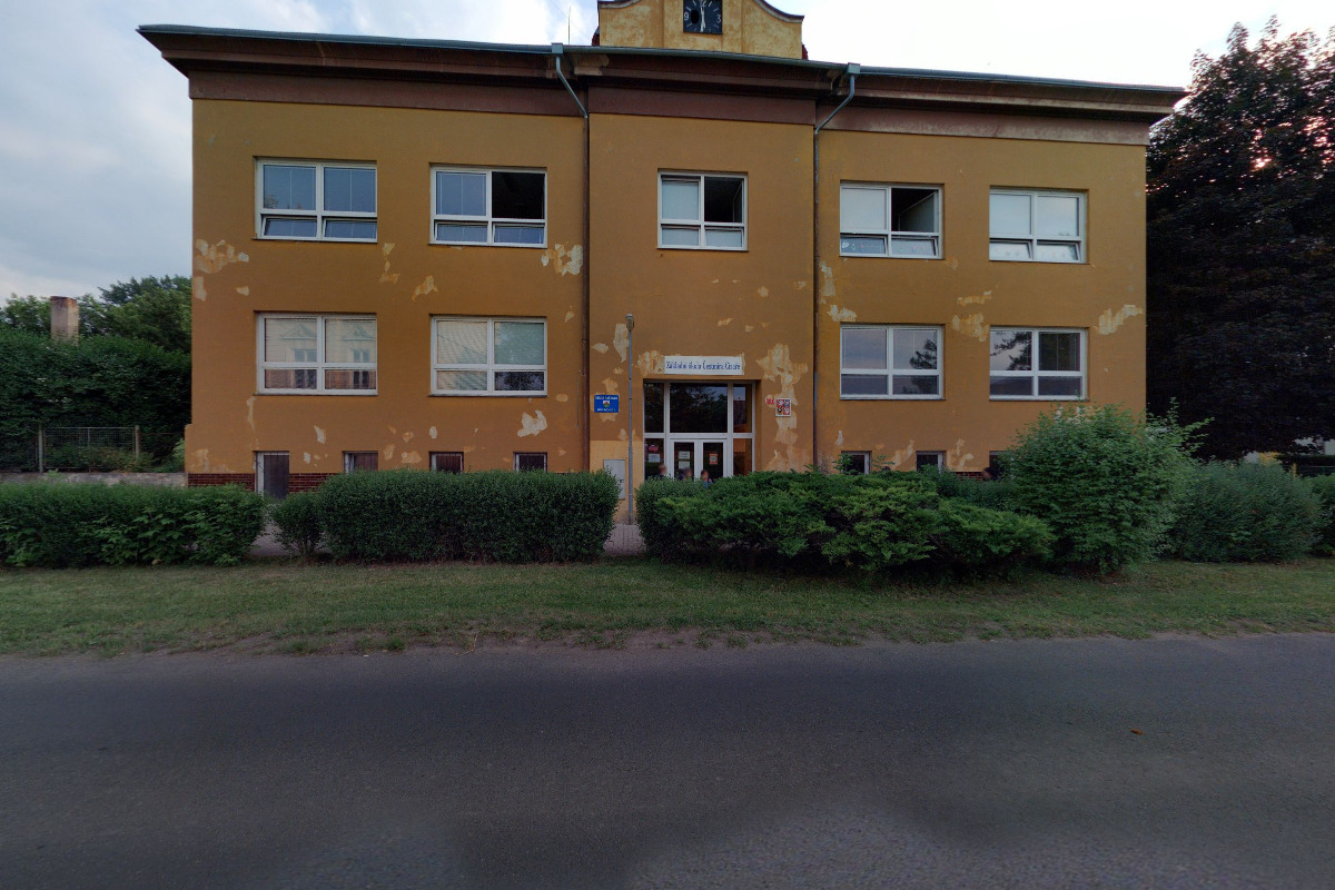 Místní knihovna Hostomice foto 2