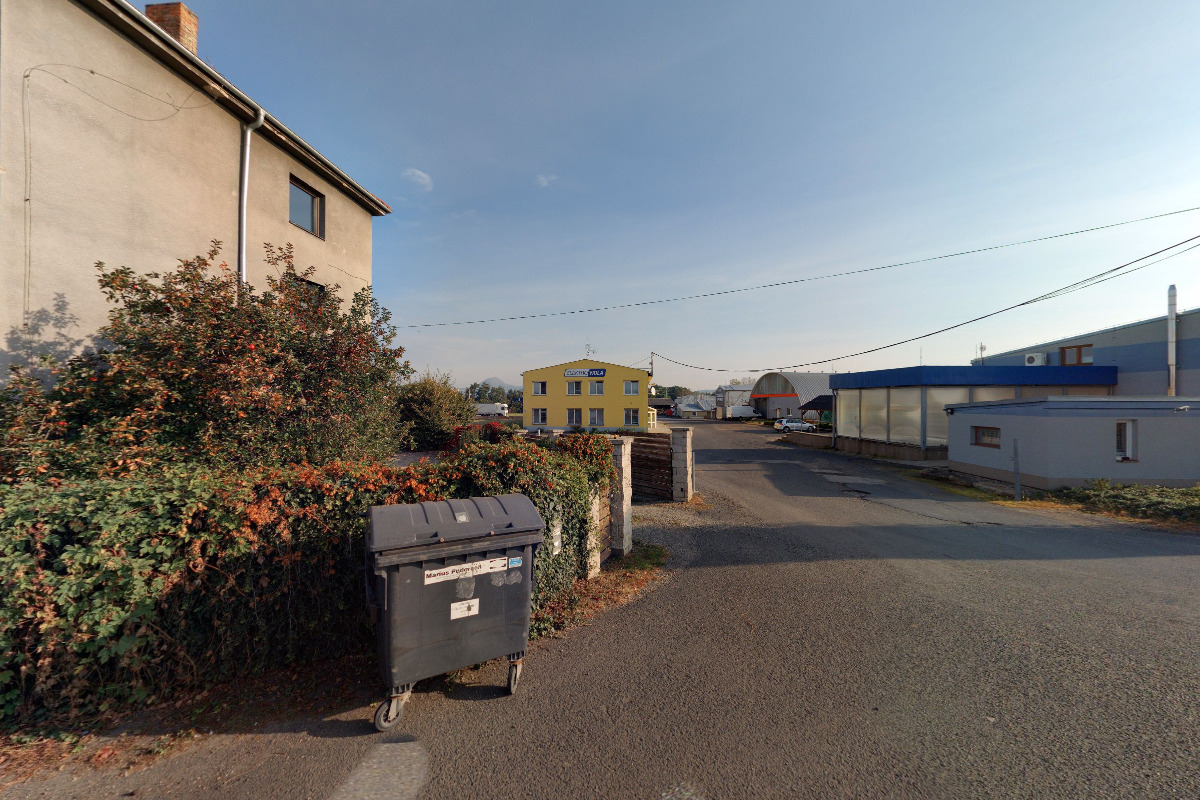 UHELNÉ SKLADY LOUNY foto 2