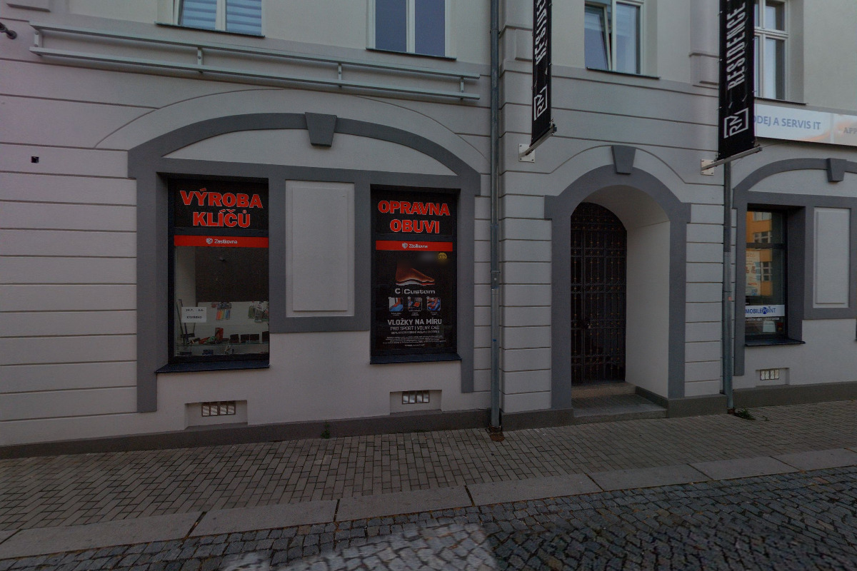 Milan Fadrhonc - Oprava obuvi - výroba klíčů foto 4