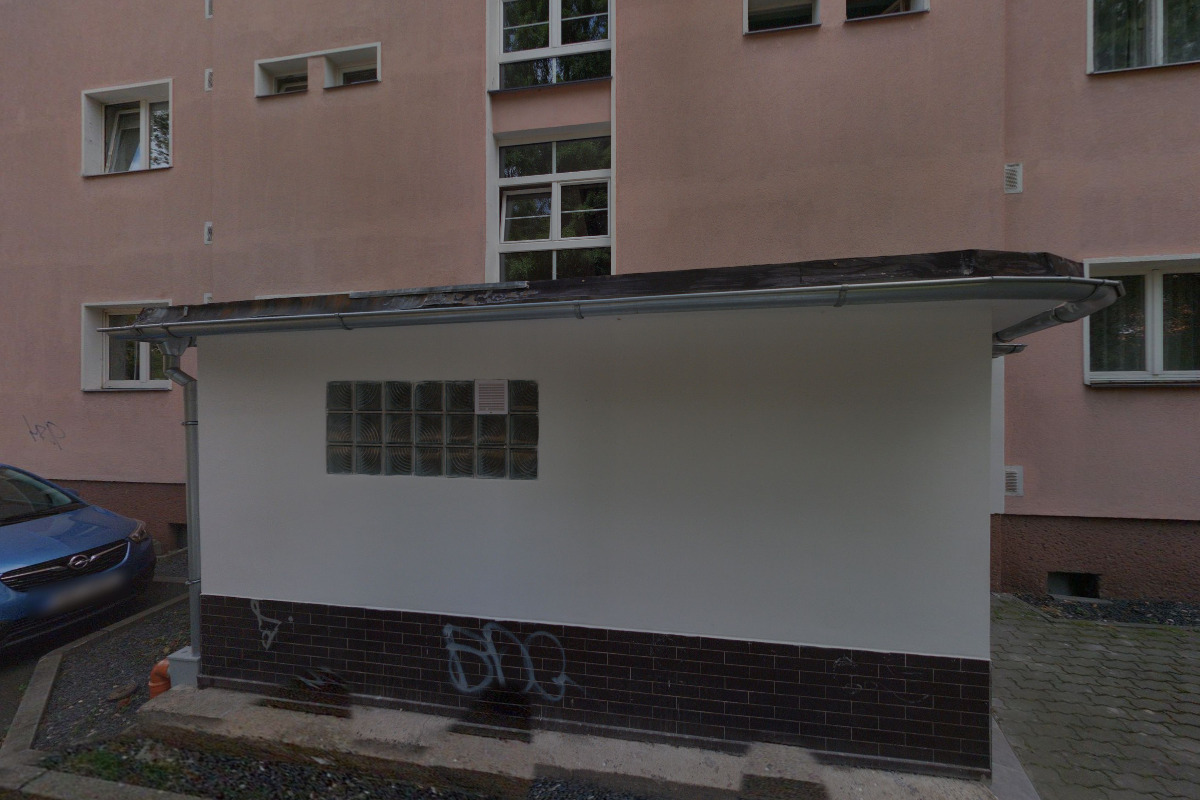 Tesařství U pomníku