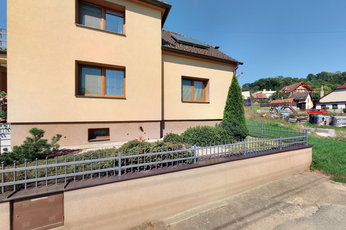 EXPERT ASSISTANCE, s.r.o.