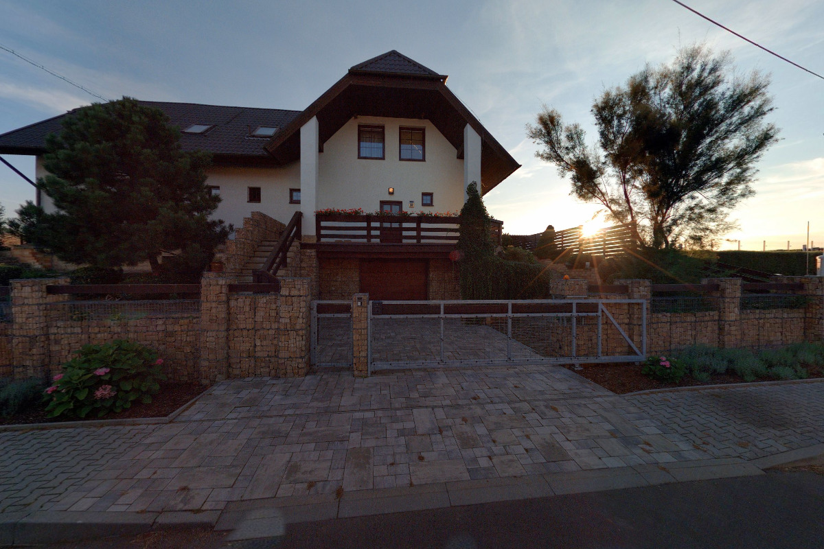 Kovy a slitiny, s.r.o.