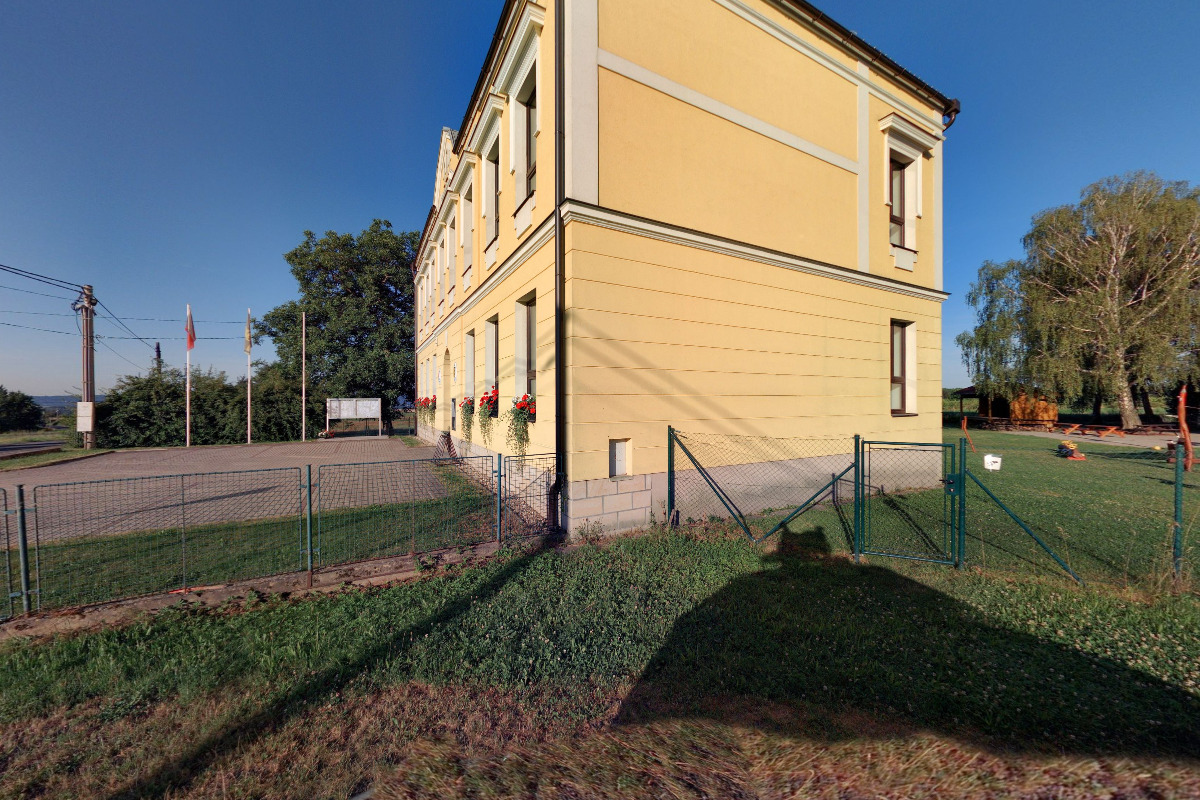 Čtveřín - obecní úřad foto 3