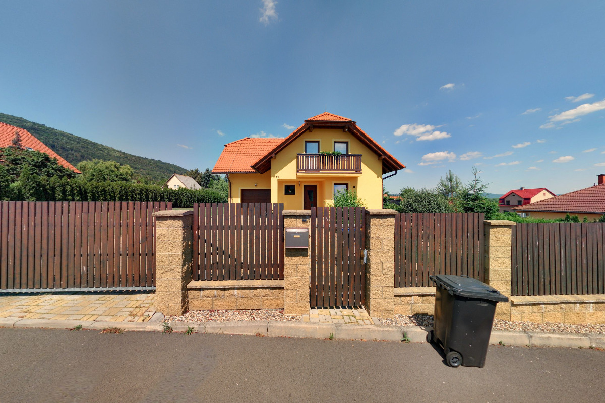 EXTRA-internet s.r.o.