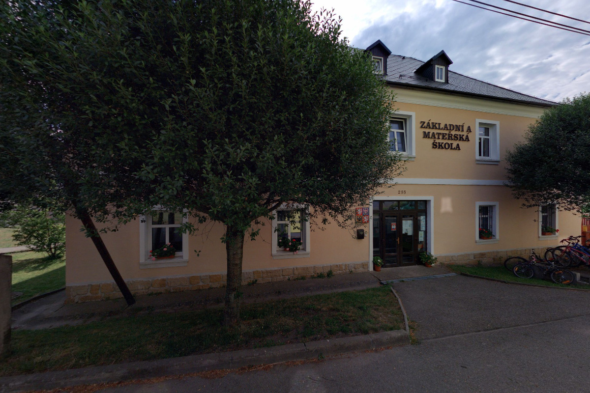 ZŠ Kunratice u Cvikova foto 4