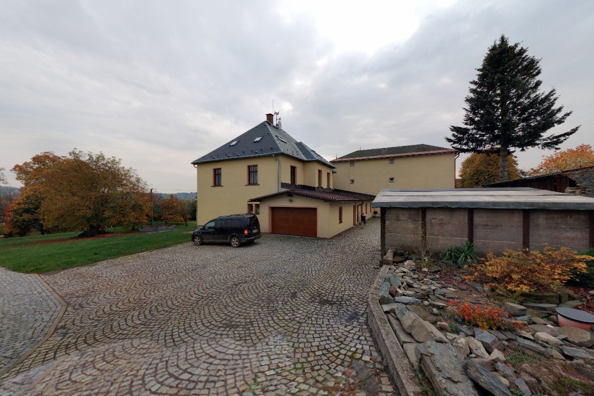 Řeholní dům Misionářů Matky Boží z La Saletty v Bozkově