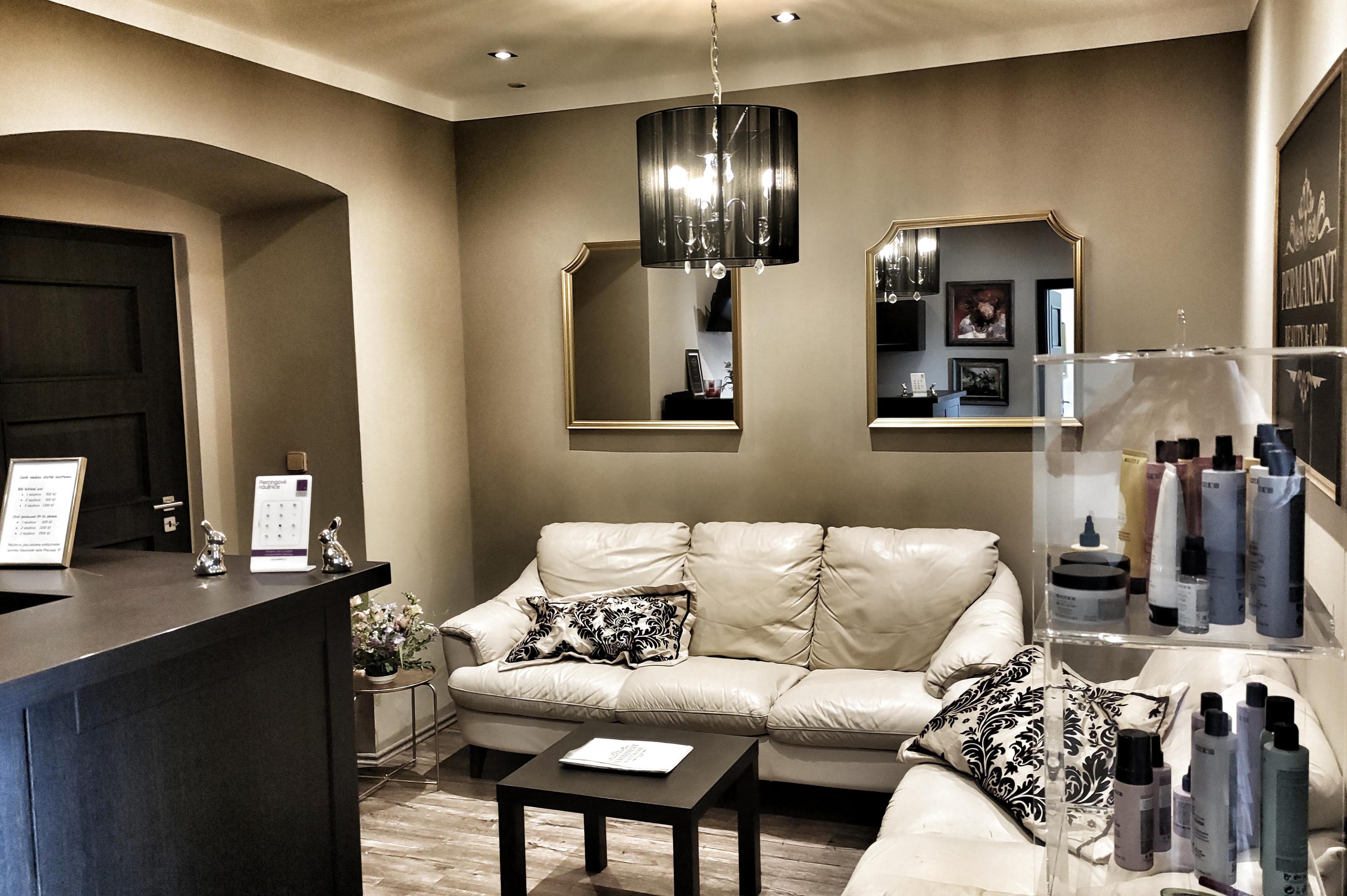 Permanentní Make up - Eva Šindelářová