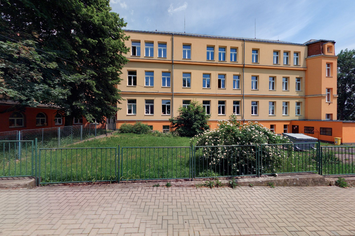 ZŠ a MŠ Krupka, Na Hamrech foto 5