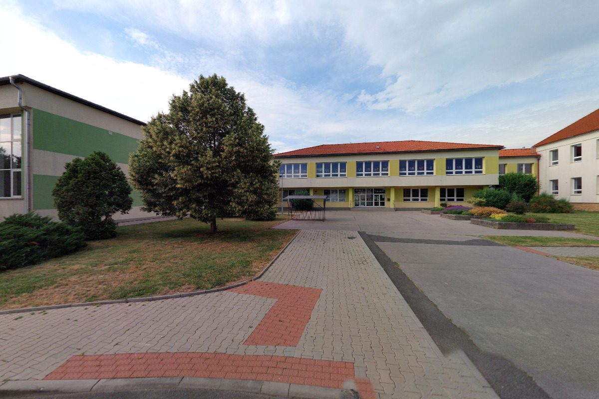 Dům dětí a mládeže Sluníčko Tlumačov, Masarykova foto 2