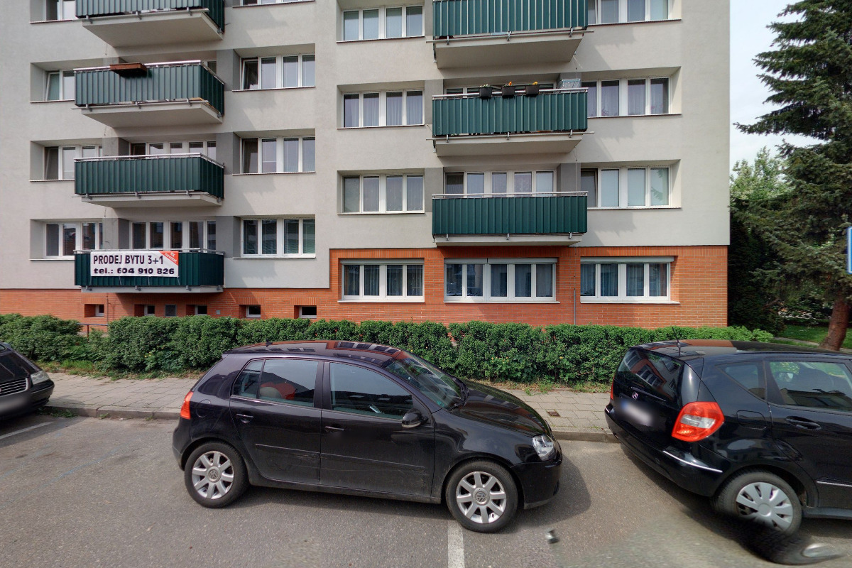 Opel Taxi Zlín - Schoolbus Taxi