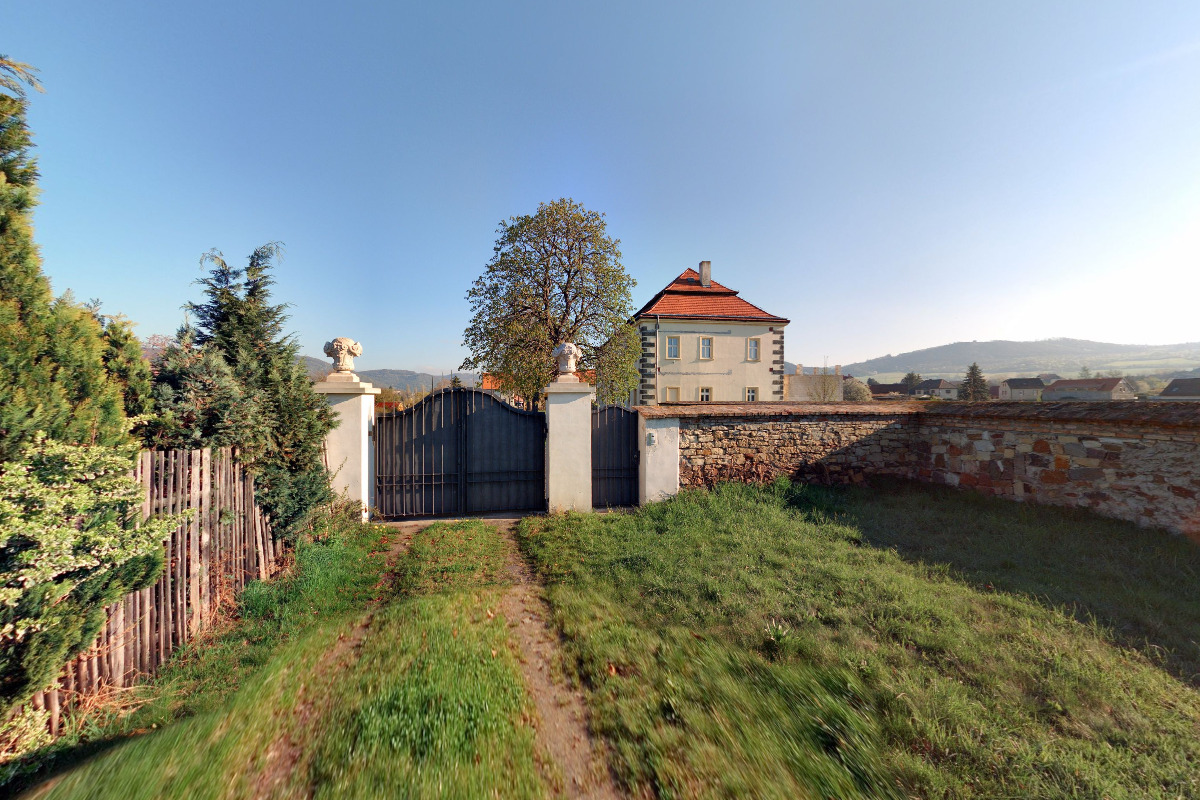 Římskokatolická farnost Libochovany