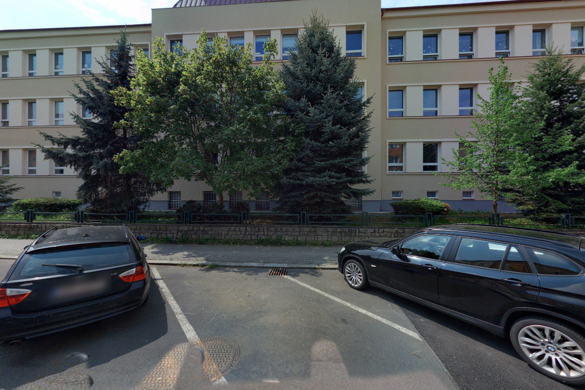 ZŠ Karlovy Vary, Školní foto 3