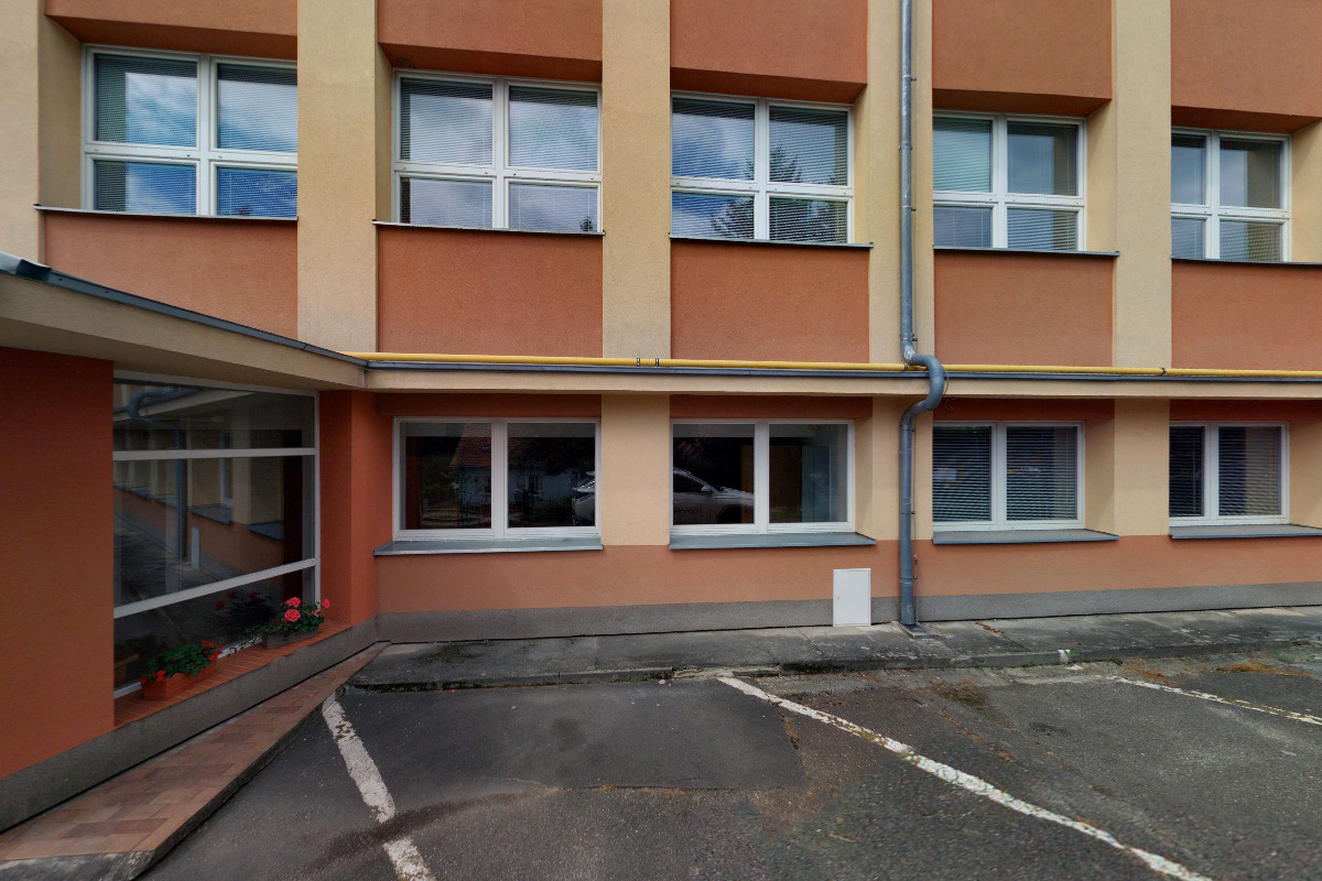 Střední škola oděvní a služeb Vizovice - Školní jídelna