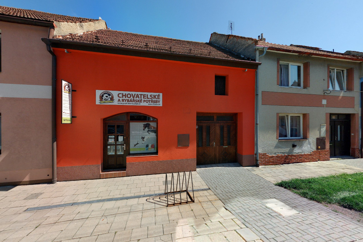 Chovatelské a rybářské potřeby