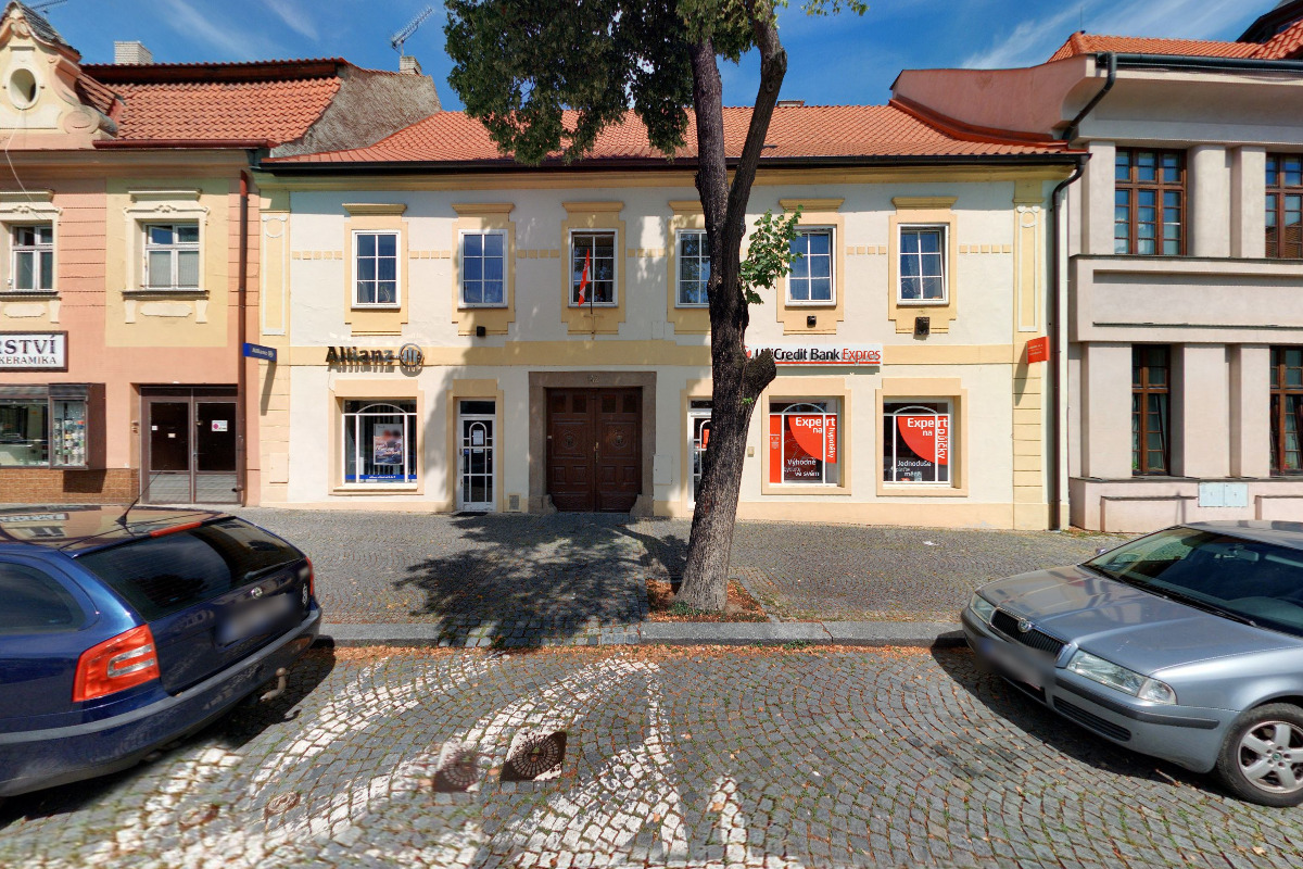 Bankomat UniCredit Bank Czech Republic foto 2