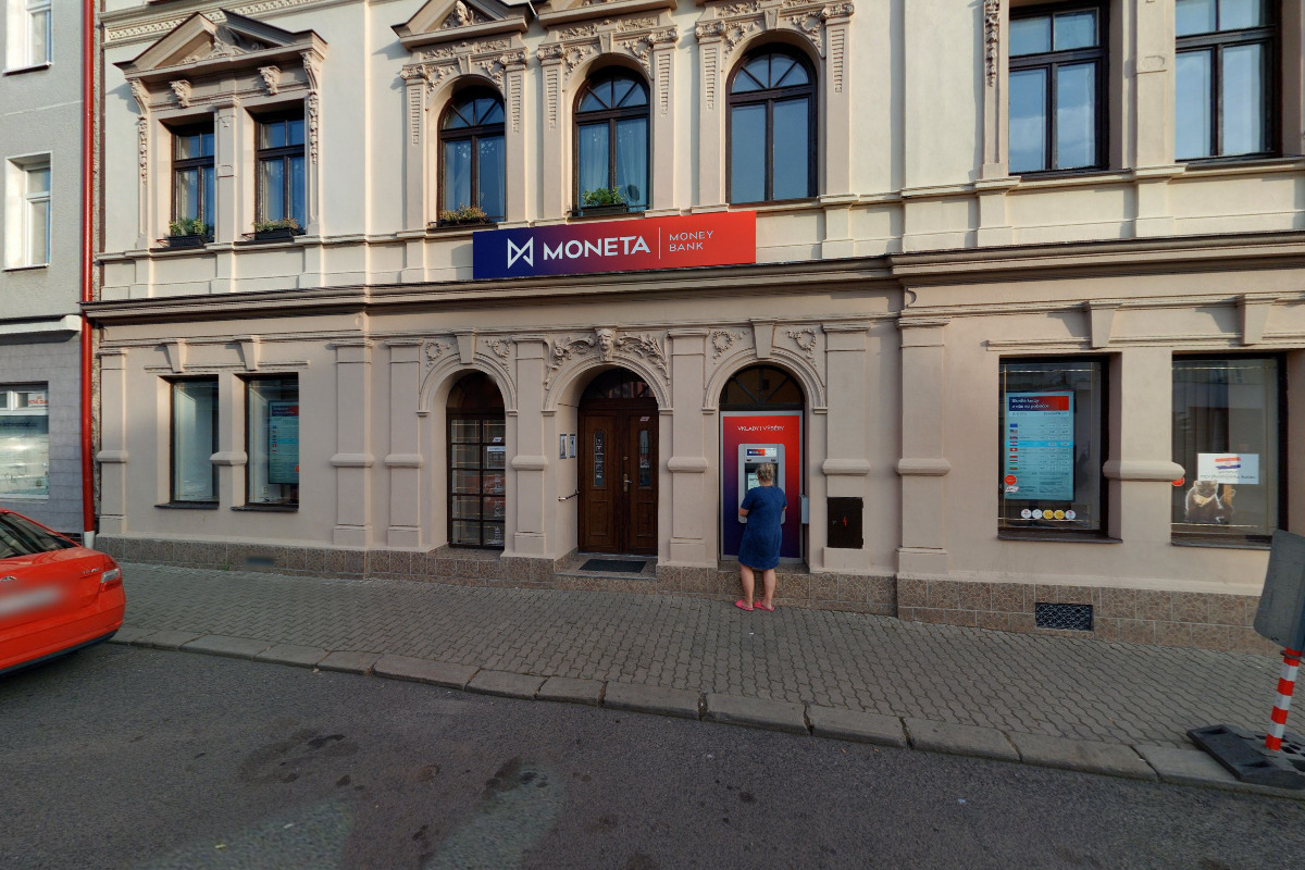 Bankomat MONETA Bank vkladový foto 4