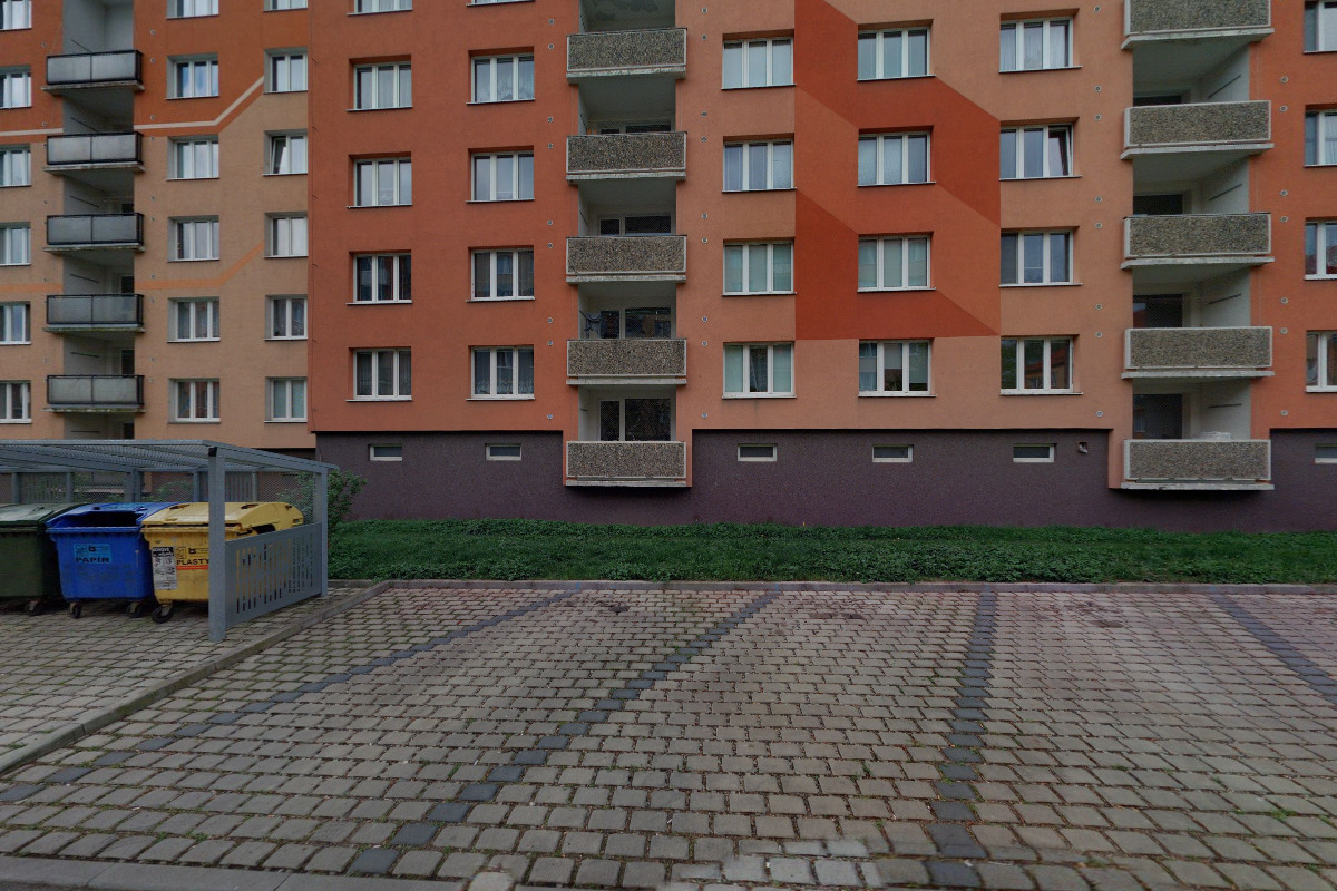 Jaroslav Dunka - montáž oken a dveří, stavební práce