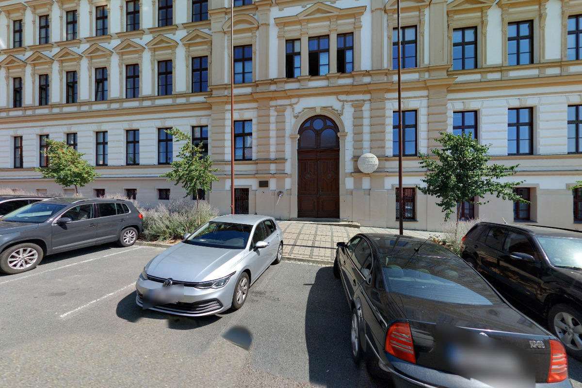 Gymnázium J. A. Komenského a Jazyková škola s právem státní jazykové zkoušky Uherský Brod