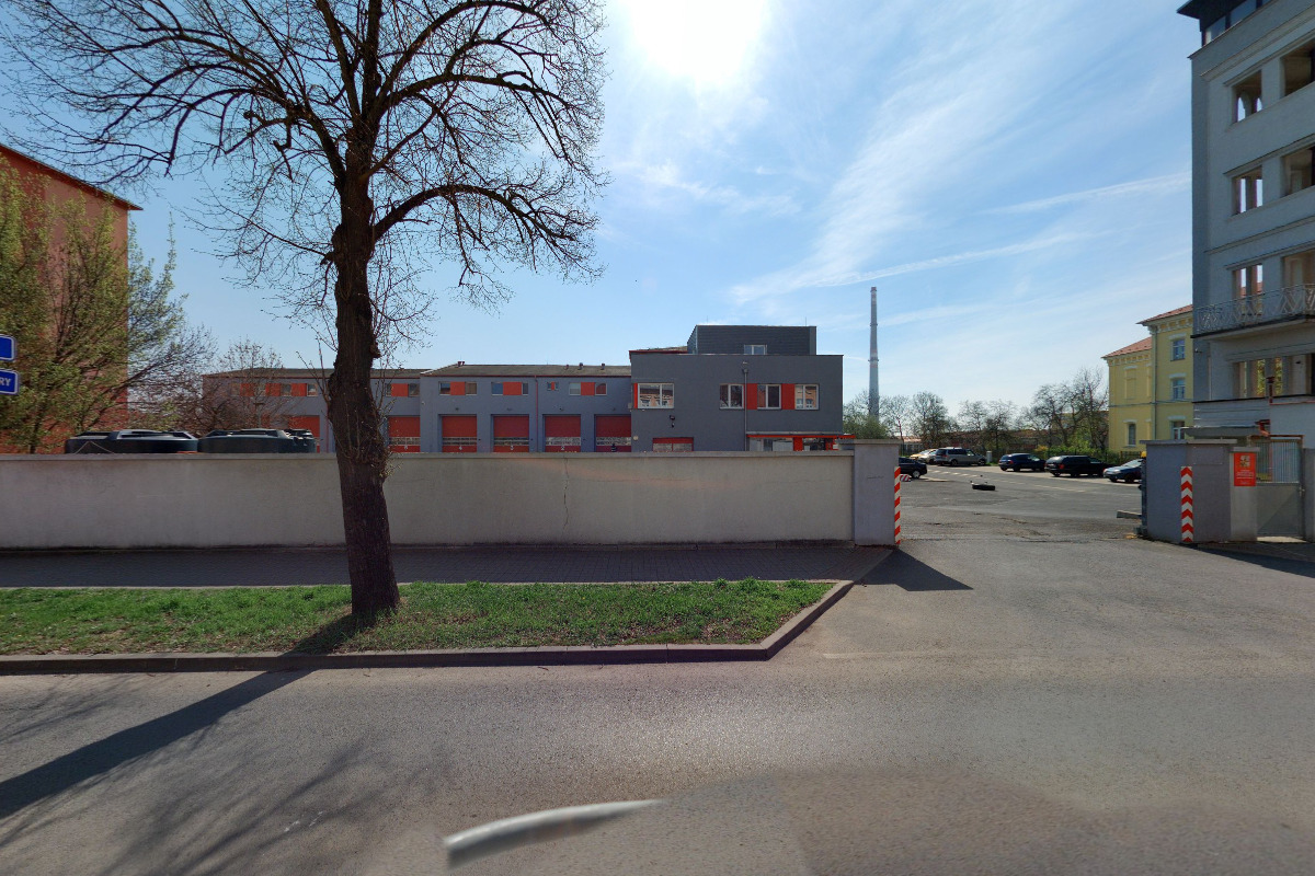 Hasičský záchranný sbor Ústeckého kraje - Územní odbor Chomutov foto 2