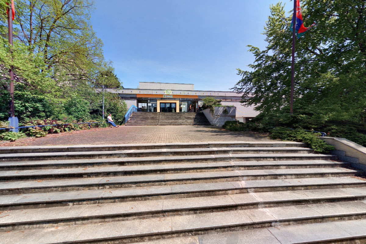 Střední průmyslová škola, Ústí nad Labem, Výstupní foto 2