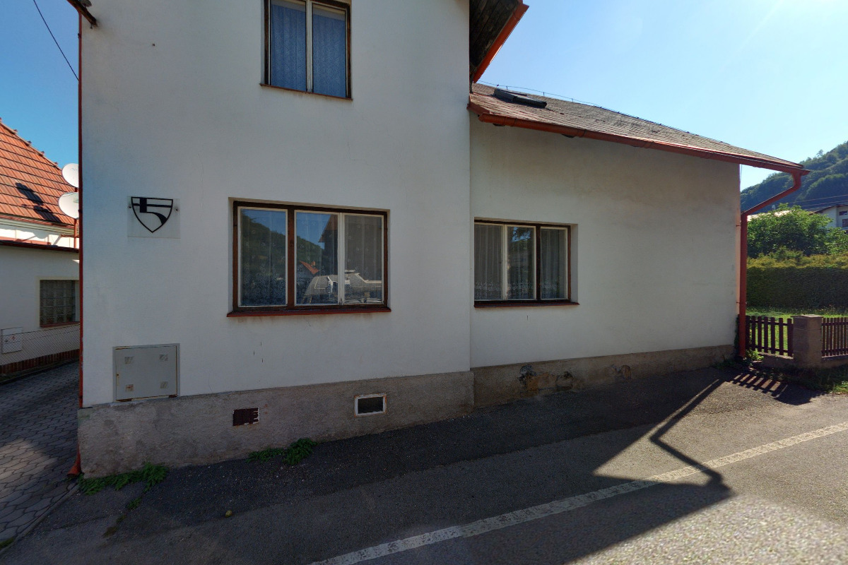 ZNAK Malá Skála, družstvo hodinářské a umělecké výroby foto 2