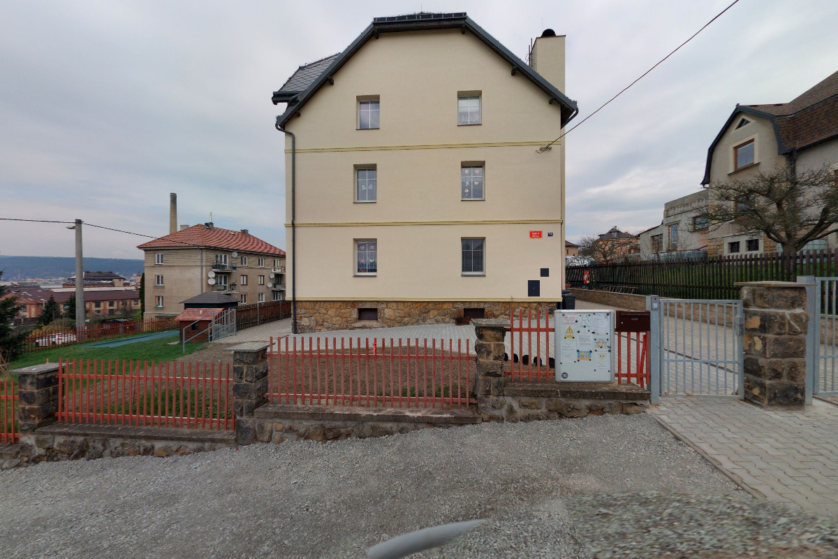 MŠ Děčín, Dlouhá