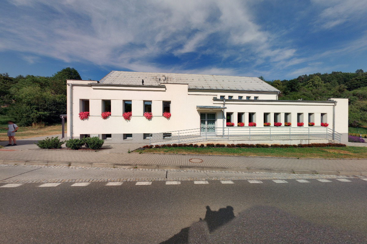 Kulturní dům Horní Lhota foto 3