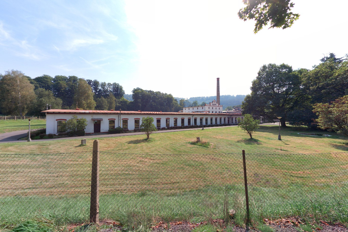 G E R L textilní úpravna a barevna, společnost s ručením omezeným