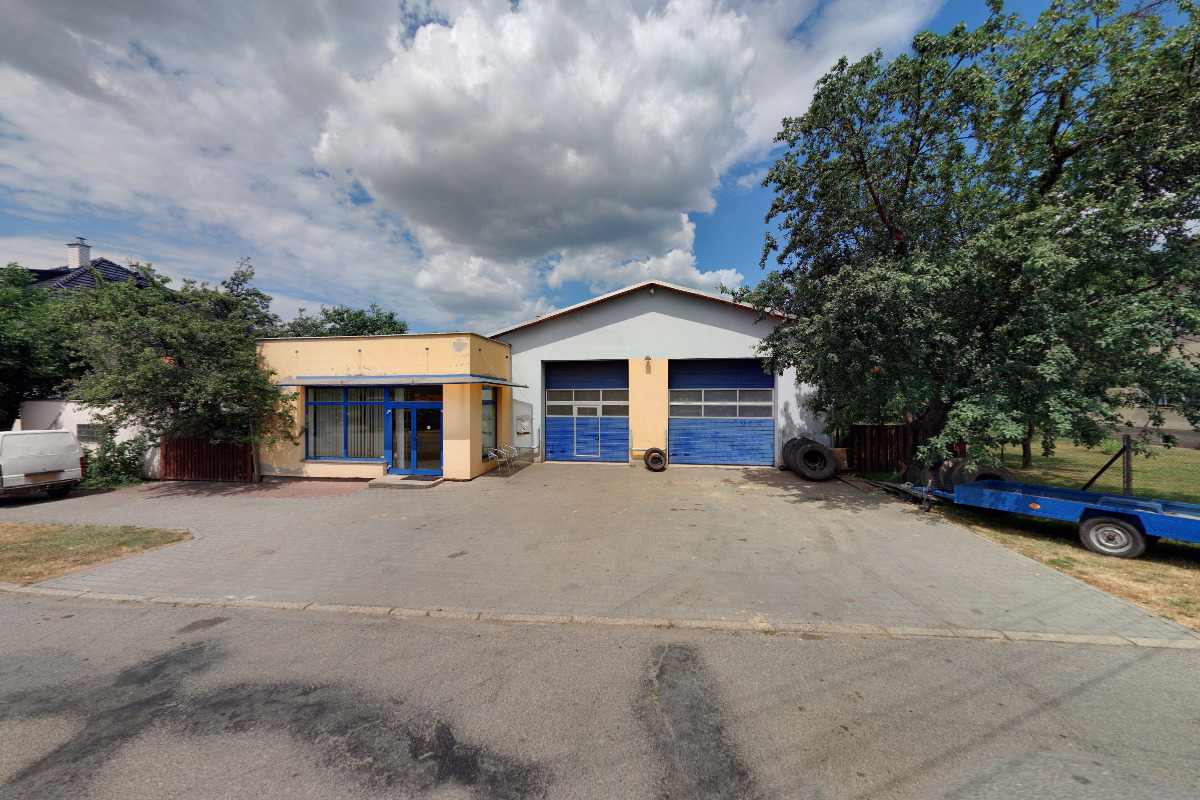 Jindřiška Maroňová - Pneuservis