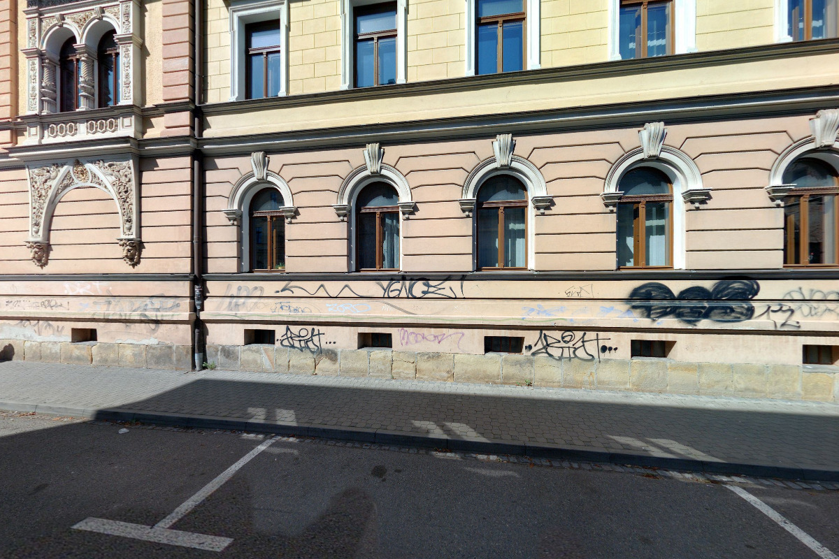 Základní škola a Mateřská škola Uherské Hradiště, Palackého náměstí