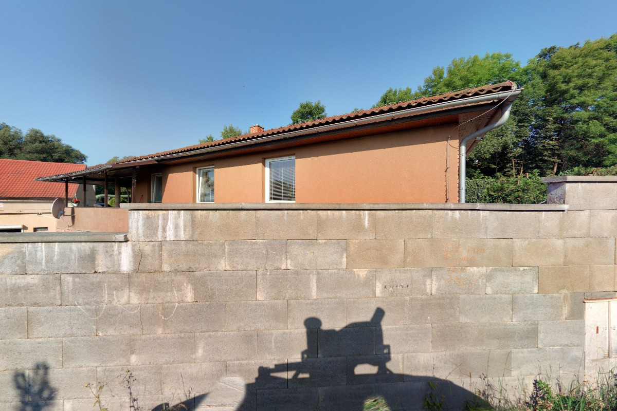 AUTOSERVIS, Vladislav Troníček