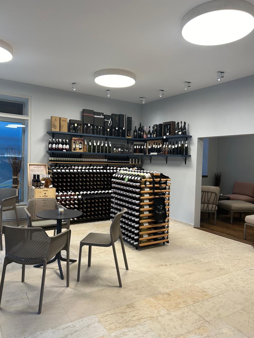 Vinotéka VÍNO HRUŠKA foto 3