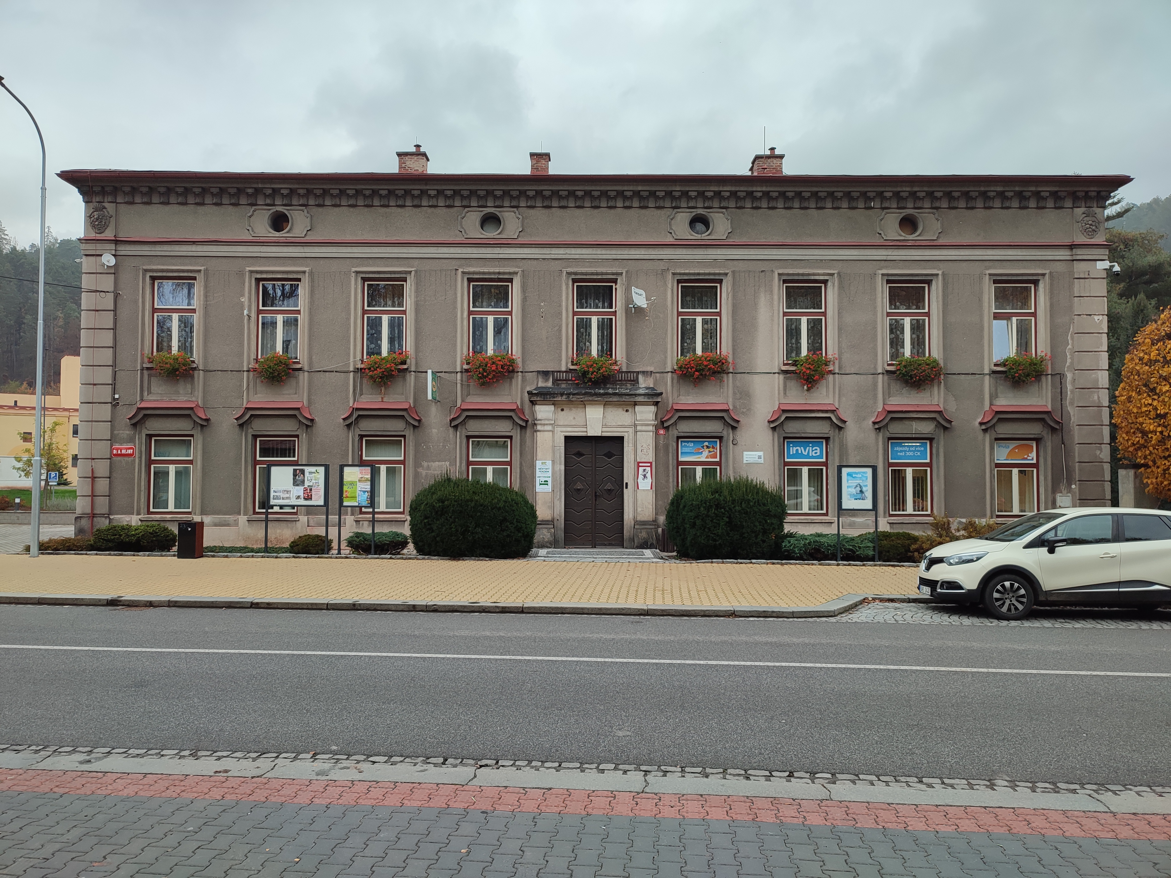 Sportovní a turistické centrum Jestřebích hor foto 5