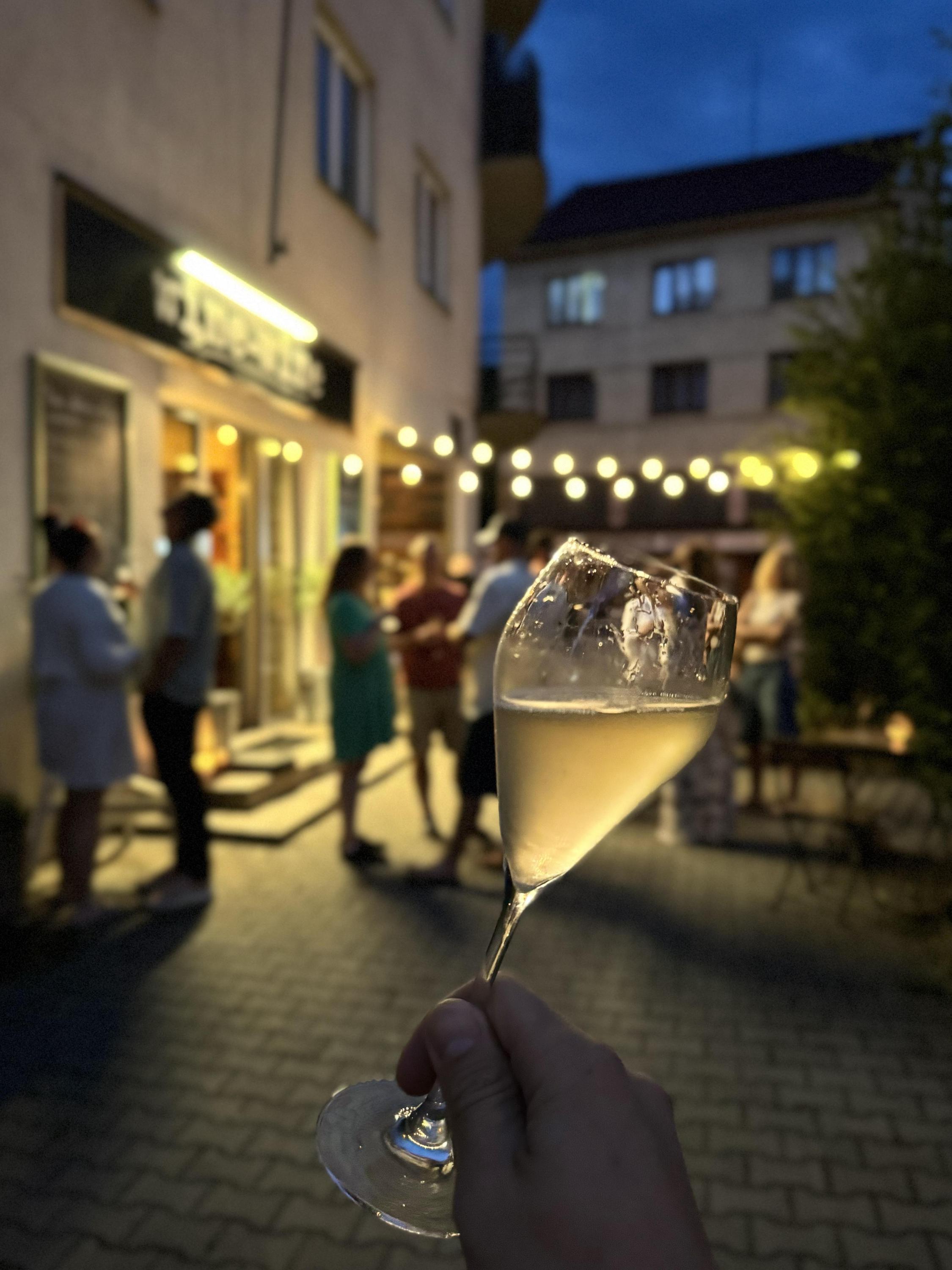 Wine-Wine foto 2