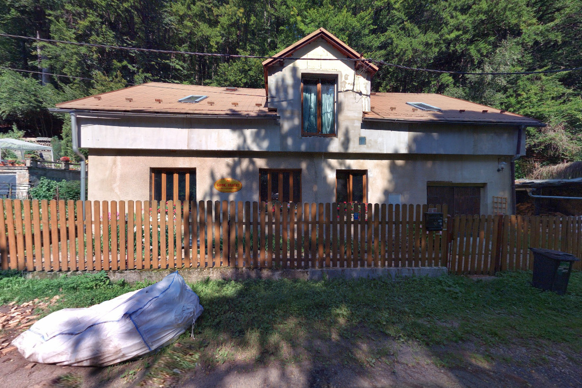 ŠUMNÉ HRAČKY, z.s.