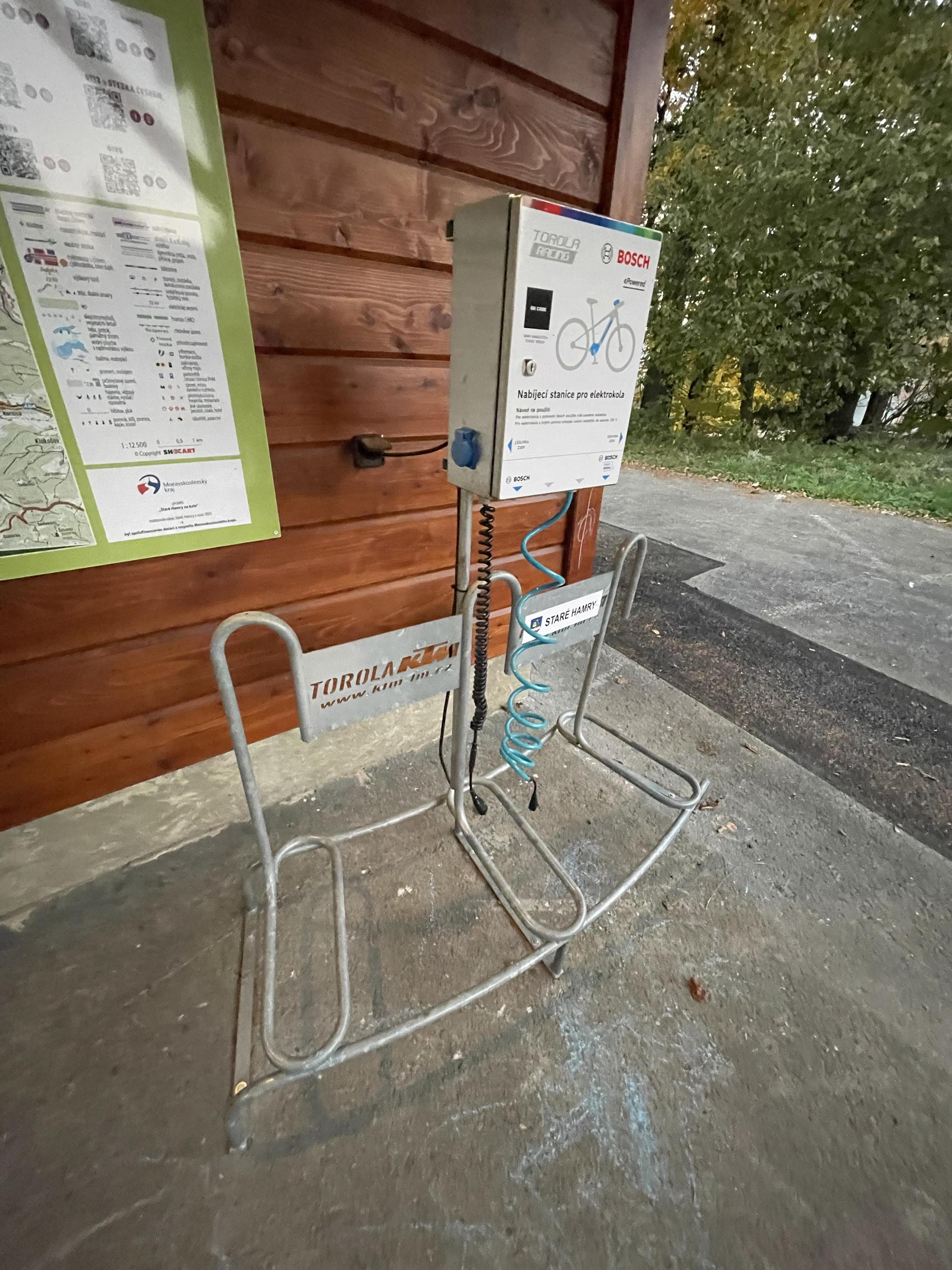 Nabíjecí zásuvka pro elektrokola Staré Hamry foto 2