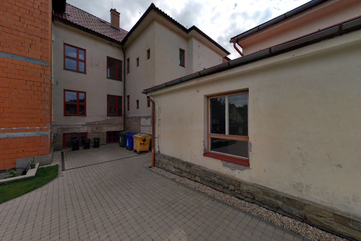 Velké Karlovice - obecní úřad foto 4