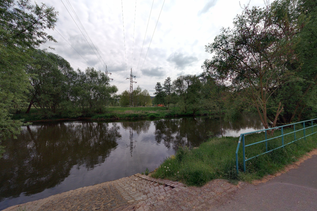 Půjčovna lodí a koloběžek Dronte