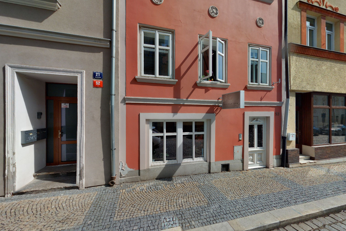 MALUKU SPA Traditional Indonesian Massage